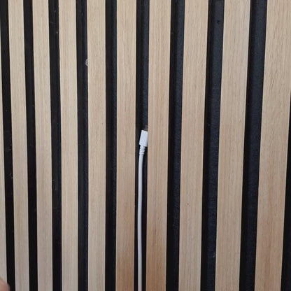 Schritt-für-Schritt Installation: Kabelkanal für Akustikpaneele richtig anbringen